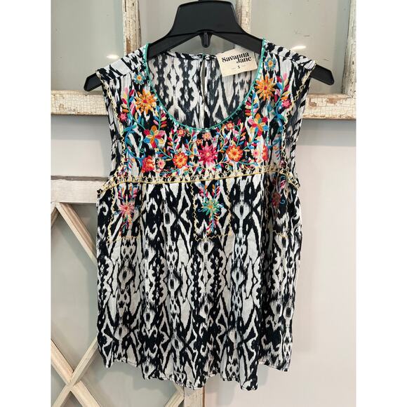 Savanna Jane size small sleeveless top with embroidery - Picture 1 of 3